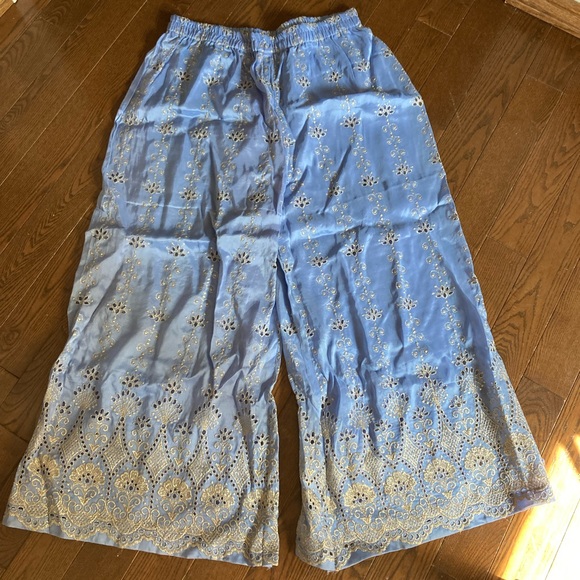 NEW! Gorgeous 3 piece plazo suit! - Picture 7 of 13